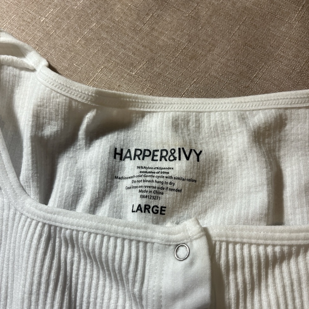 White Ribbed Top - Picture 2 of 3